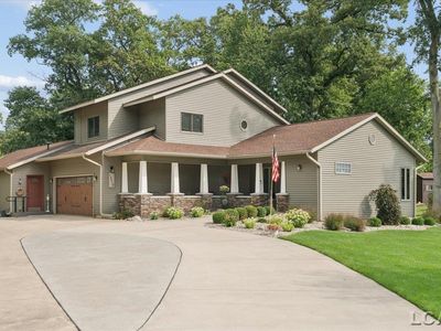 1310 W Maple Ave