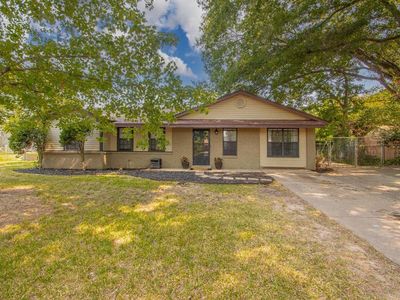 36 Georgeann Dr