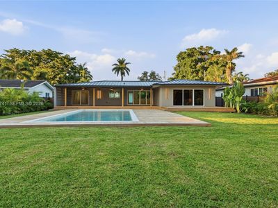 360 NW 87th St