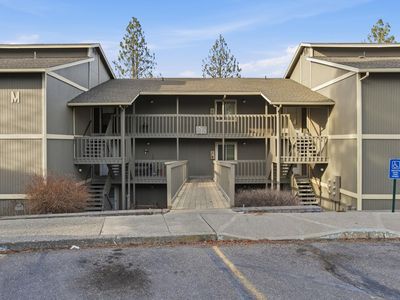 6017 E 6th Ave APT M105