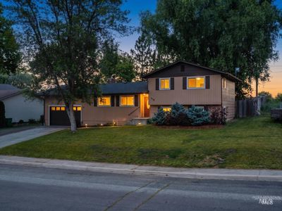 618 Dawn Dr