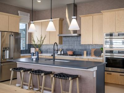 1986 Wilshire Rd E #3