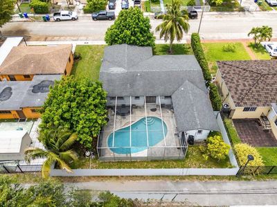 1045 NW 47th Terrace