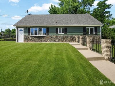 2 Kendall Dr