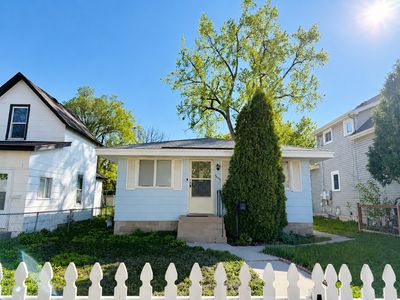 3659 Snelling Ave