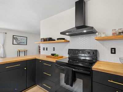 111 S Yellowstone Ave APT 4