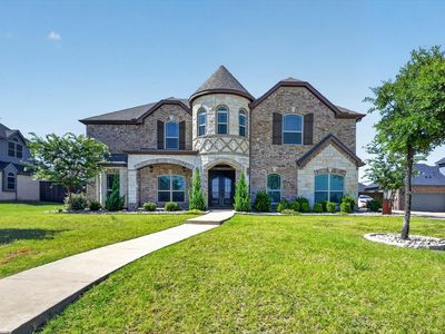 560 Featherstone Ln