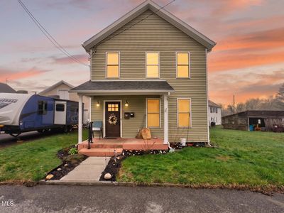 8 Elbow Street