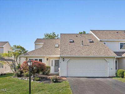 8 Rusfield Drive