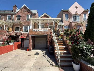 301 Bay 20th St