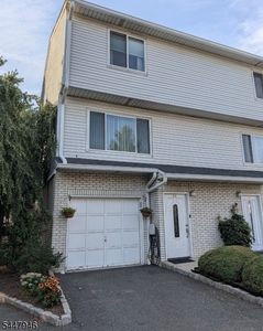 404-406 Chestnut St BLDG 44 #44