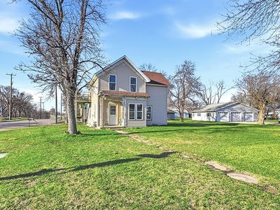 301 Minnie St