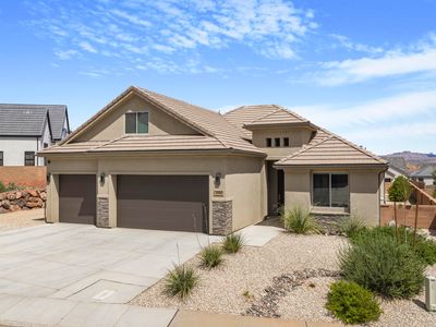 1930 N Creek Side Ct