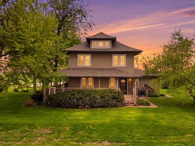 3271 V Ave