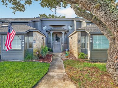210 Oak Bay St APT 902