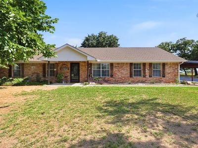 Property at 1115 E 6th St, Springtown, TX
