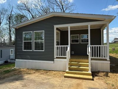 11 Dogwood Dr