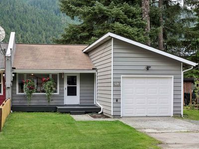 4064 Deborah Dr