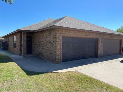 700 NE 20th Ter