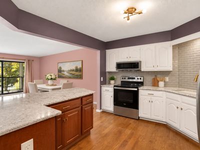 3030 Saint Albans Mill Rd APT 211
