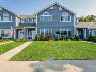 Property at 822 Birchwood Park Drive UNIT 822, Middle Island, NY