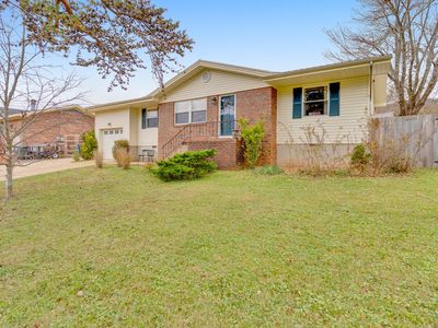1215 Andrea Dr