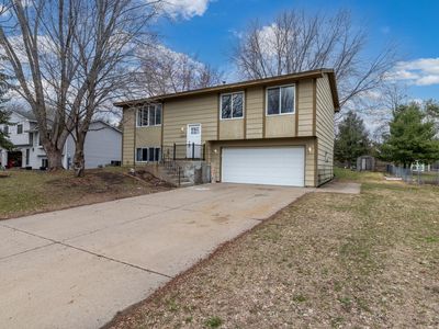 1057 Tamarack Ln