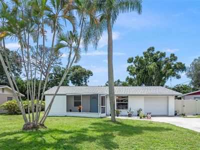 4018 DYER LANE