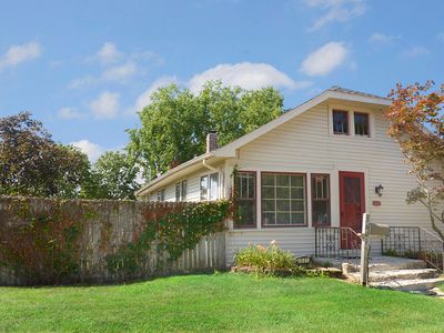 1601 W Main St