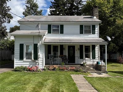 18 Taylor St