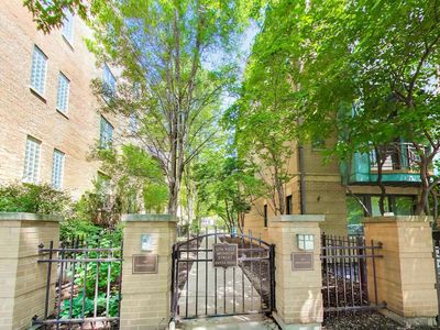 1330 W Monroe St APT 107