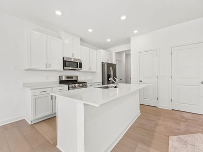 214 Huntington Dr