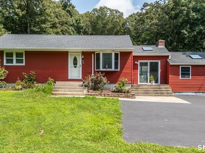 59 Wawecus Hill Road