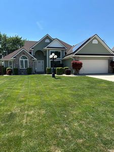 579 Oxford Dr