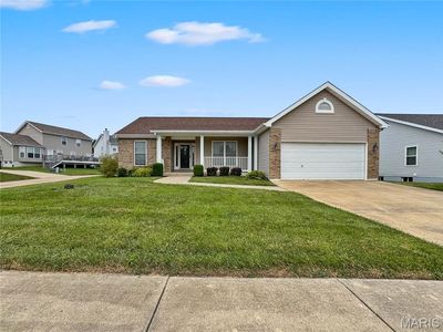 Property at 849 Blazing Star Dr, Waterloo, IL