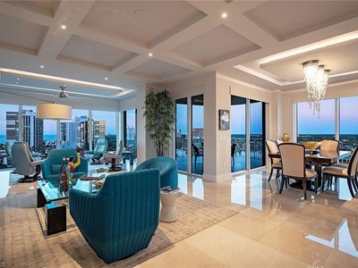 4501 Gulf Shore Blvd N APT 1005