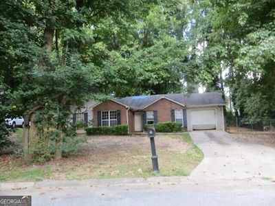 2033 Pine Cone Dr SW