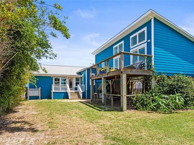 Property at 525 S 7th St, Port Aransas, TX