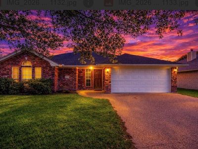 4802 Treadgold Ln