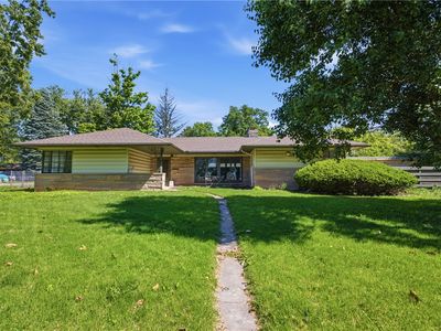 75 W Grant Ave
