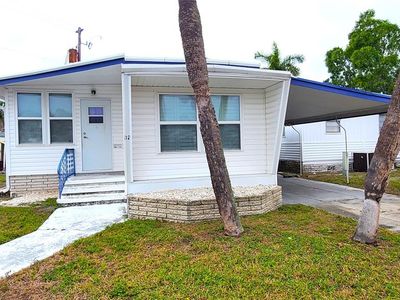 4851 W Gandy Blvd LOT B4L32