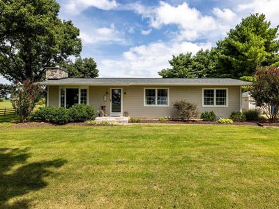 718 Weaver Ave
