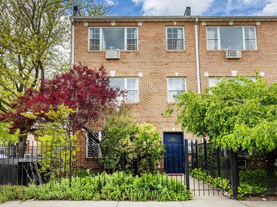 1 Monroe St