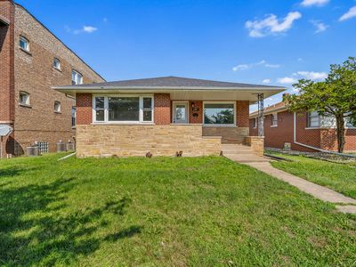 1609 Davis Ave
