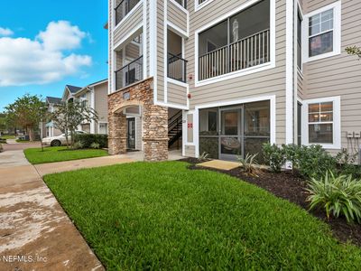 115 LEGENDARY Drive #109