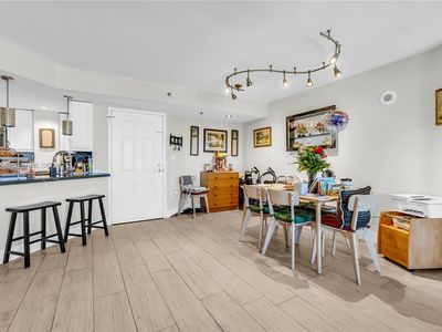 2351 Douglas Rd APT 1101