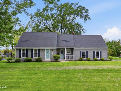 Property at 5809 Wakefield Dr, Sylvania, OH