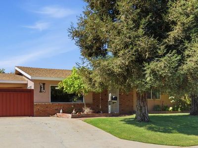 923 Devore Ave