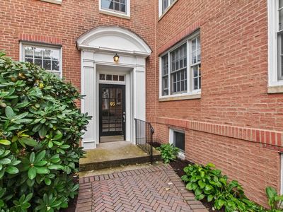 46 Browne St APT 5