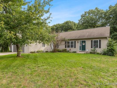 Property at 469 Country Mdws NE, Comstock Park, MI